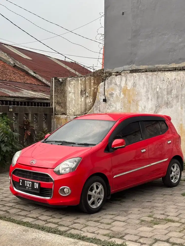Ayla x mt 2016 warna merah