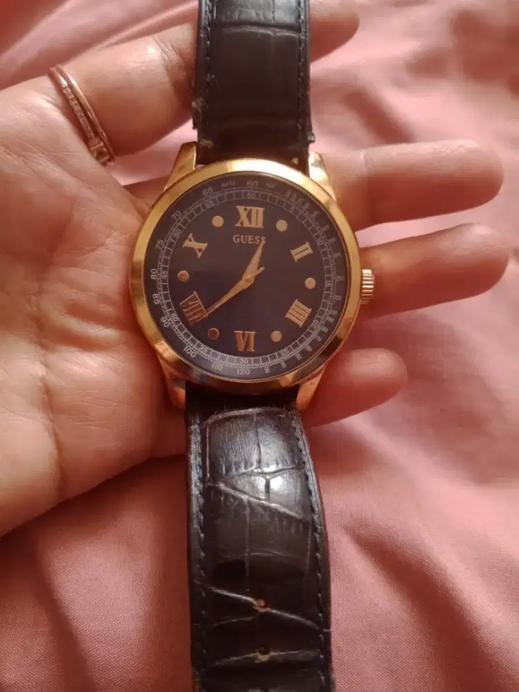 Jam tangan guess