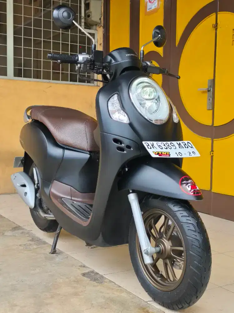Honda Scoopy / Scoopy 110 FI Prestige Keyless 2024, Black Premium Doff