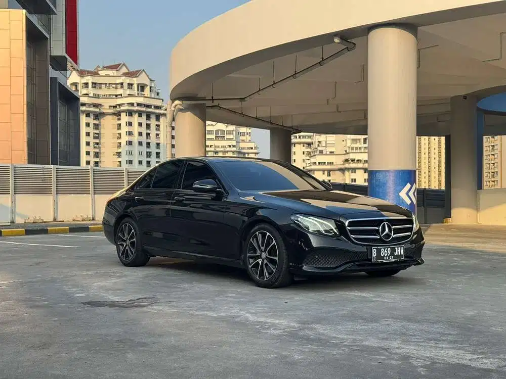 Mercedes-Benz E300 2016 Bensin