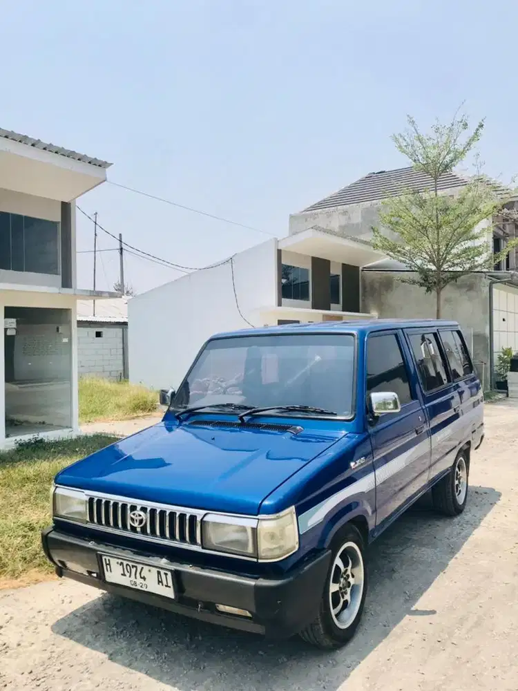 Kijang super standart 1.8 long