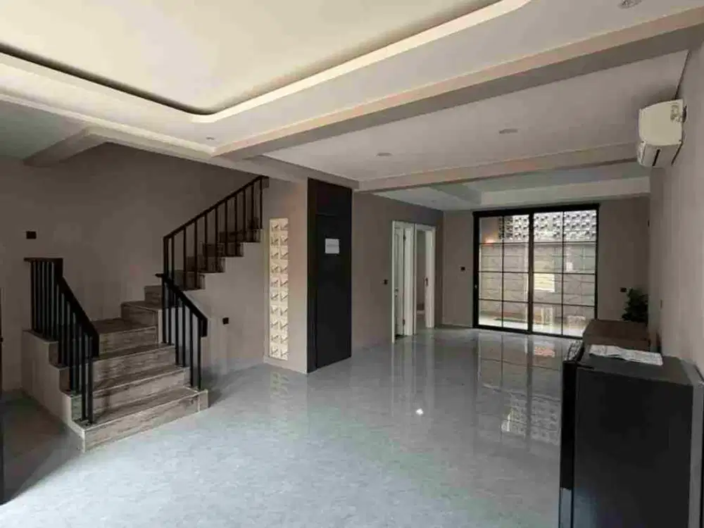 Dijual Rumah Taman Singosari Lippo Karawaci Utara