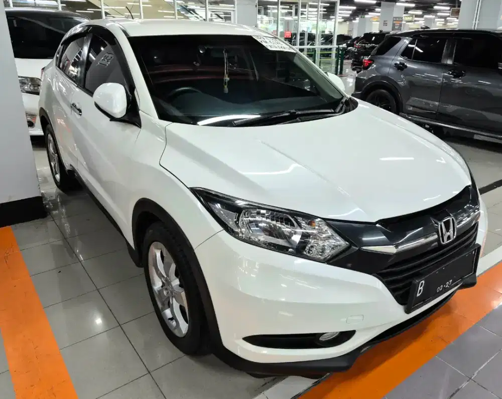 (Km 62rb) 2017 HR-V E Pajak Feb 2027 Mulus Interior Orsinil Siap Pakai