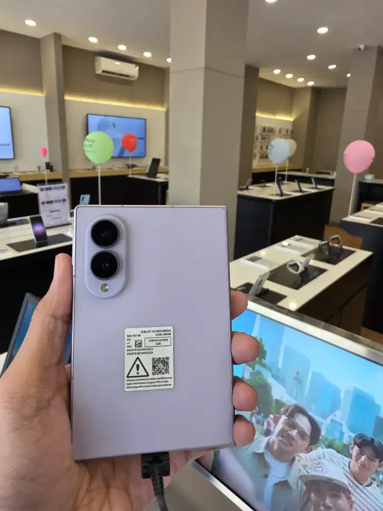 Cicilan Galaxy Fold8
