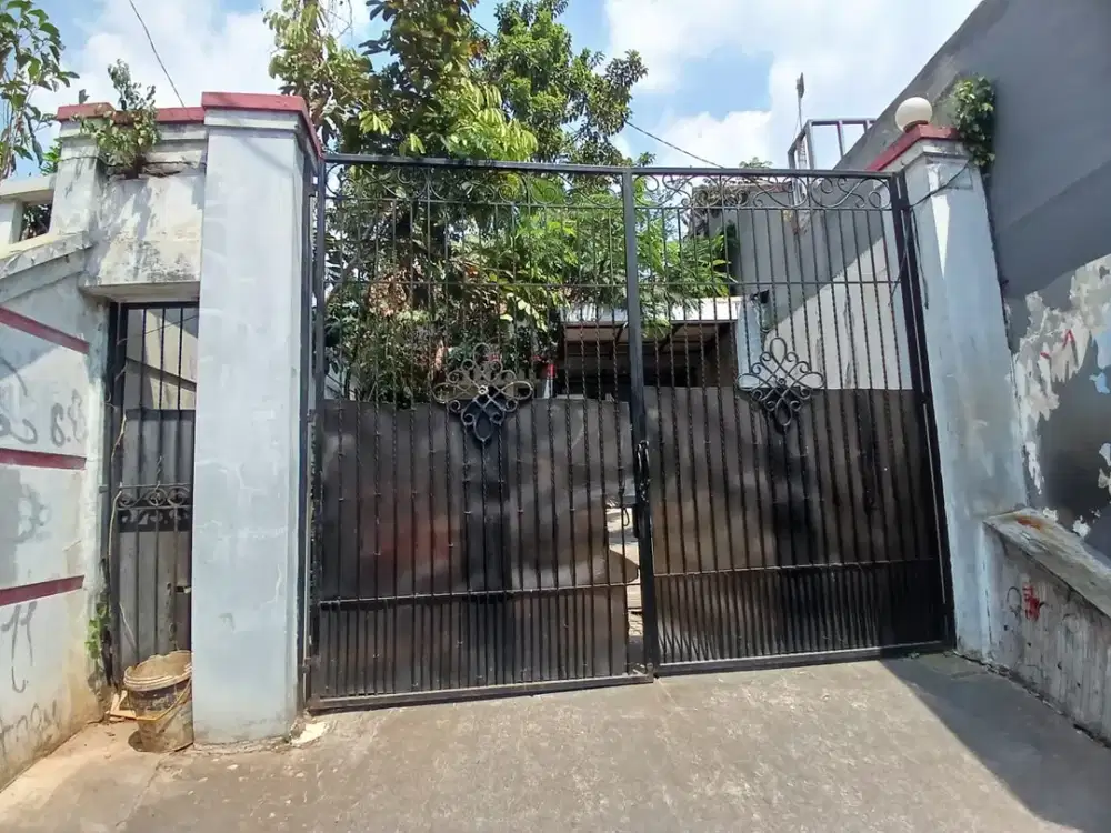 Dijual rumah murah bagus 2 lantai di Pondok Kelapa Jakarta Timur siap huni minimalis modern