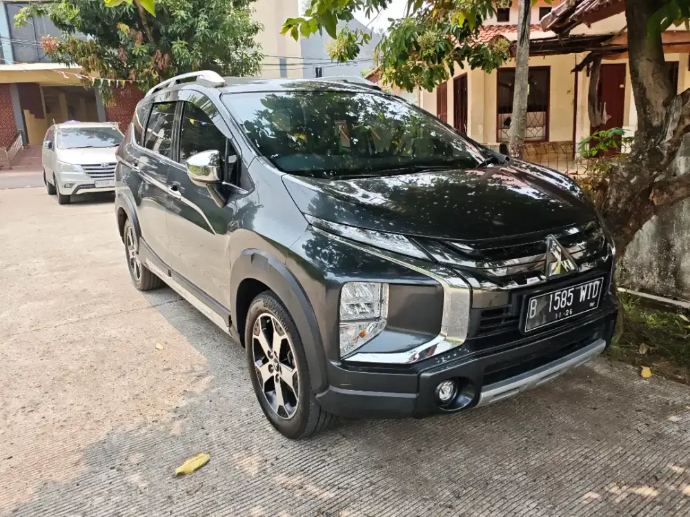 Di jual cepat mobil Mitsubishi Xpander 2021 matic tipe cross premium