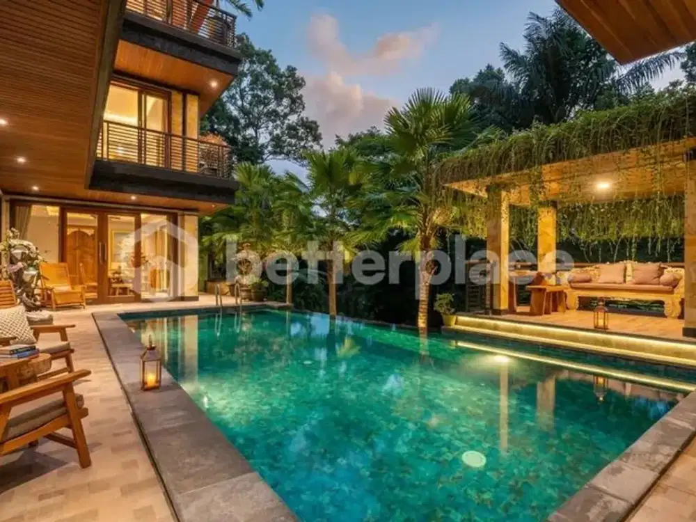 Striking Seven-Bedroom Art Deco Villa in Tegalalang — Outdoor Pool, Curated Gardens, Fifteen Minutes from Ubud Centre