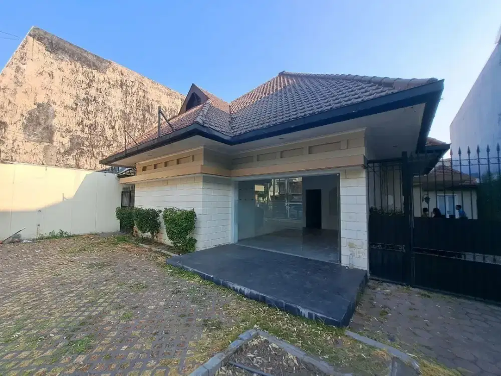 Disewakan Tempat Usaha Jl Kartini 15x41 Cocok Cafe Klinik Kantor 325jt/th