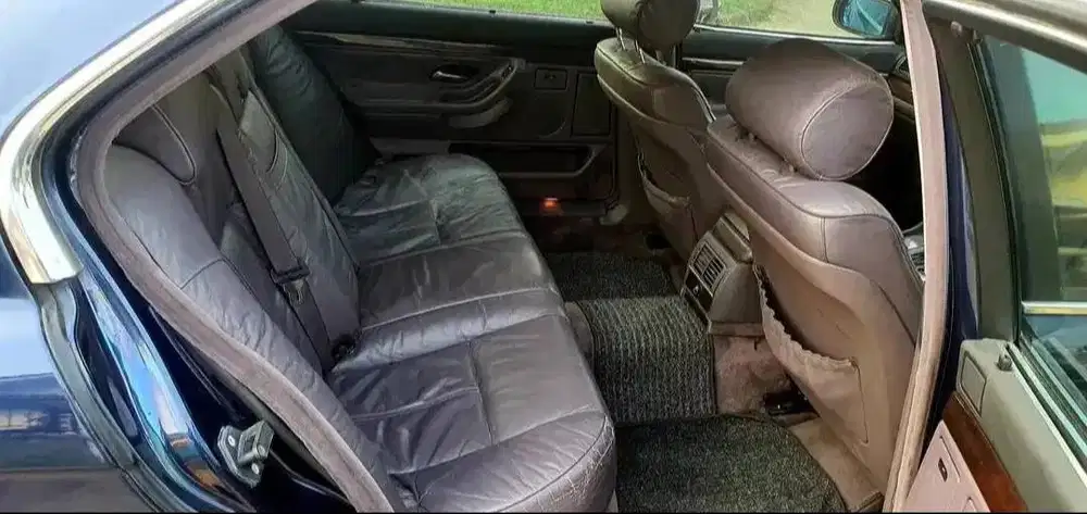 bmw 730li (1996)