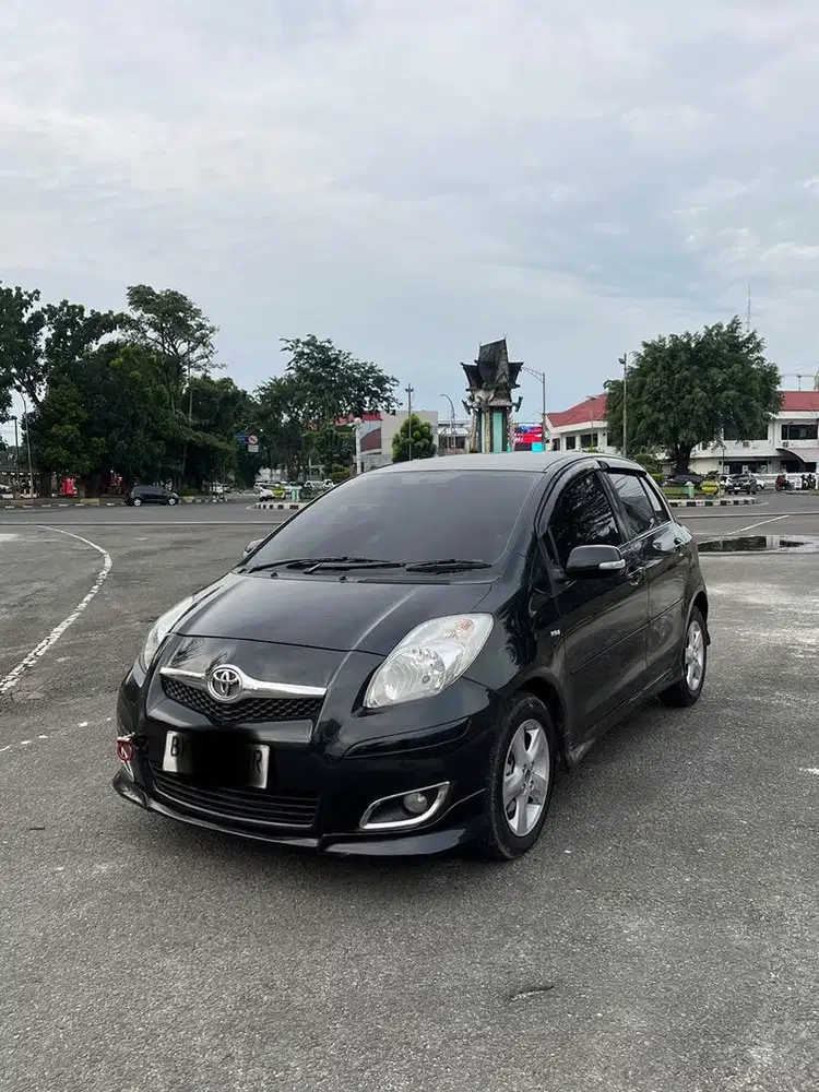 Toyota Yaris S 2009