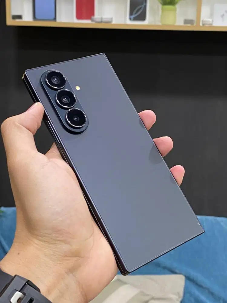 Samaung Galaxy Z Fold 7 12/512GB Jetblack Sein