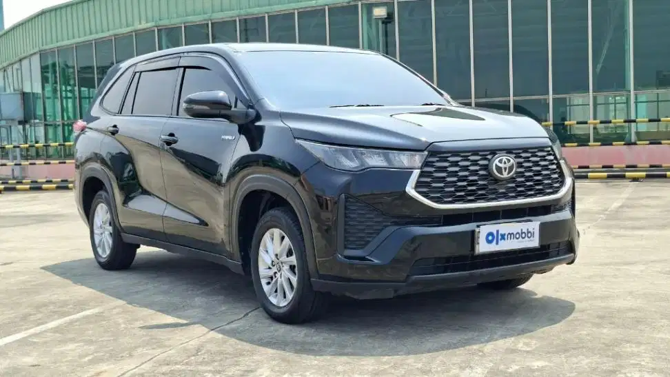 Toyota Kijang Innova 2.0 Zenix G HV CVT Hybrid-AT 2023