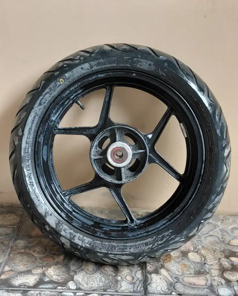 Velg Belakang Original Kawasaki ER6 Enkei