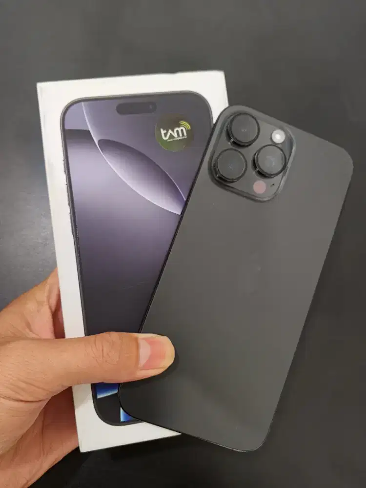 iPhone 16 Pro Max 256GB Black Titanium Second Resmi iBox