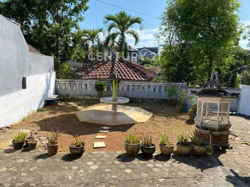 Rumah Luas 355 M² Di Bayumanik, Harga 2,8 M, Lokasi Hook.