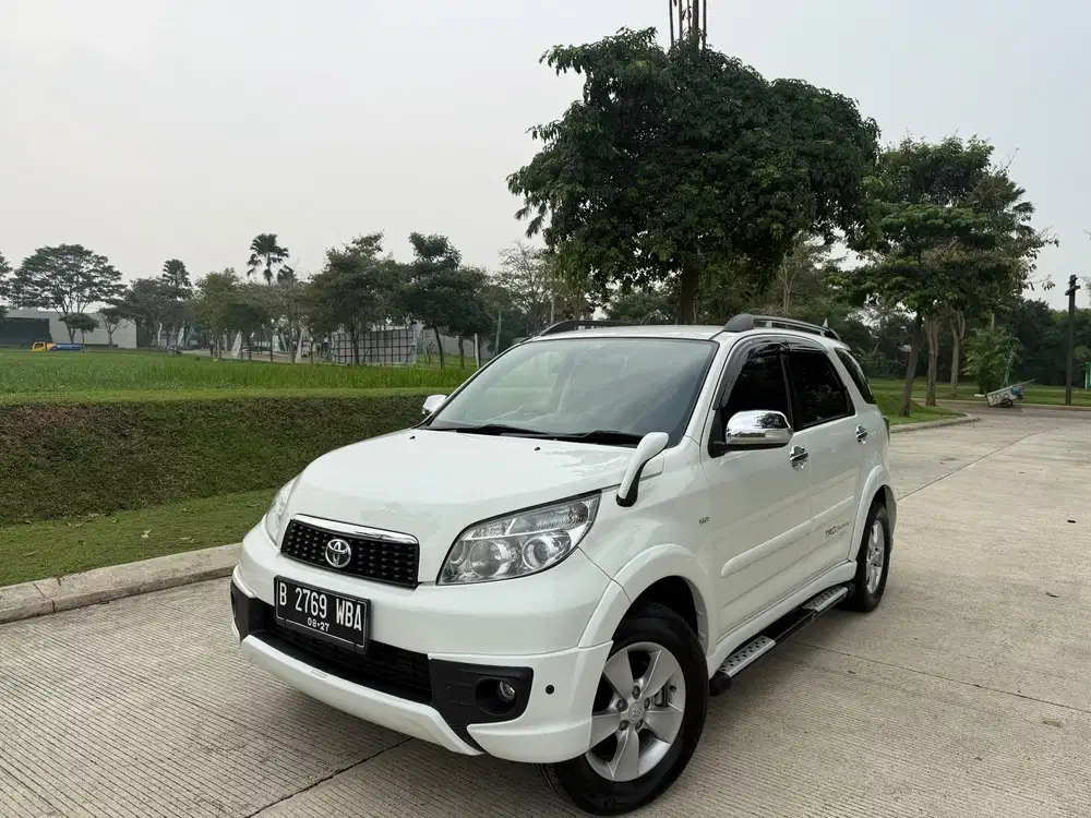 Toyota Rush S Automatic 2014 Putih