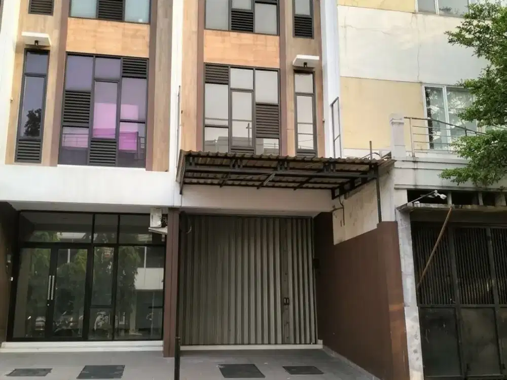 Rukan Baru 3,5 Lantai Aries Utama Puri Jakarta Barat, Rooftop, SHM
