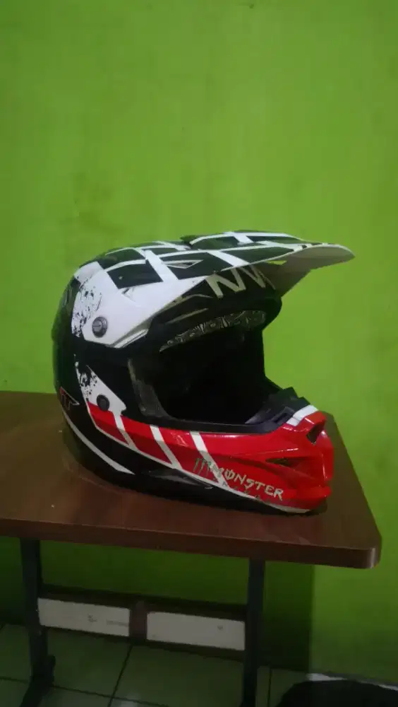 KYT CROSS Size M