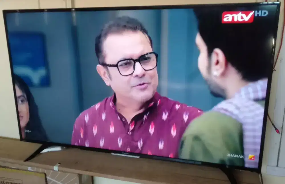 Tv Led SHARP 50 inci Smart tv bs youtube DLL.   Jg sdh Digital,