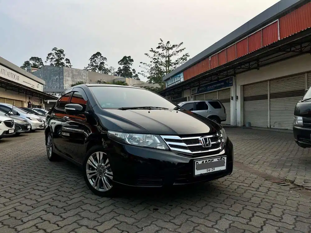 Honda City E 2013 DP 10 JT!!!