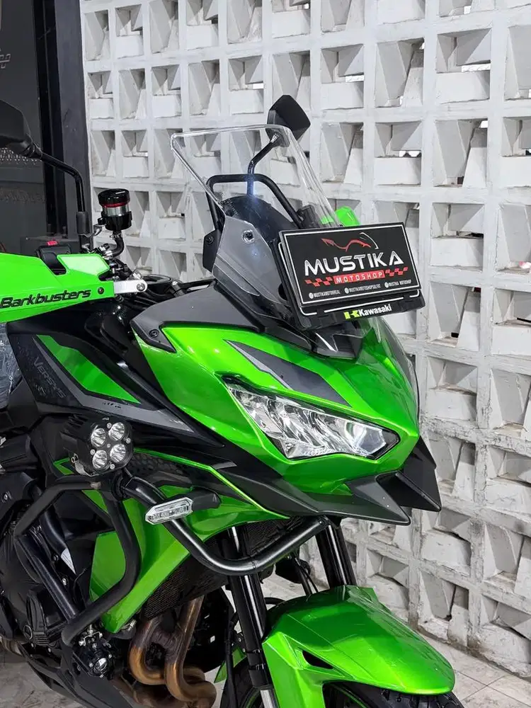 KAWASAKI VERSYS 650 2022 LOW KM 3RB LIKE NEW FULL AKSESORIS