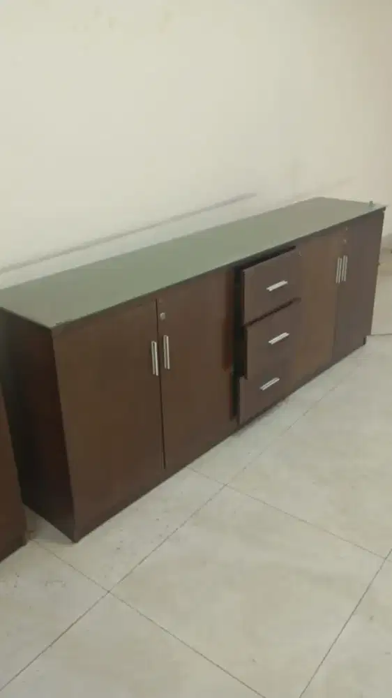 Rak meja serbaguna