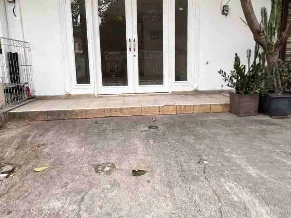 Ruko 2,5 Lantai Siap Pakai di Kemang Jakarta Selatan