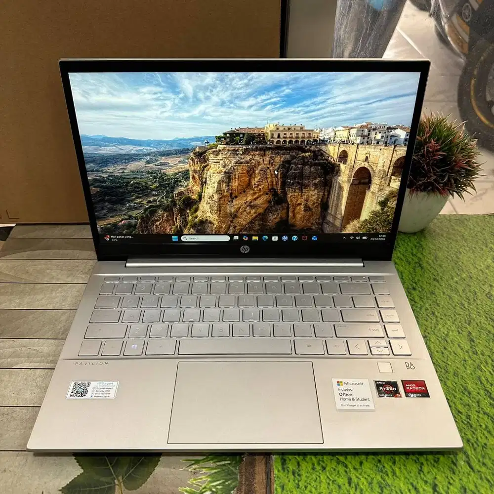 New HP Pavilion 14-ec0013AU Ryzen 5-5500U 16GB 512GB 14IPS Windows 11