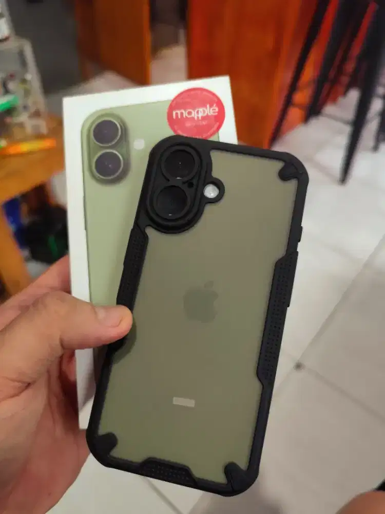 Iphone 17 256 sage garansi resmi indo like new