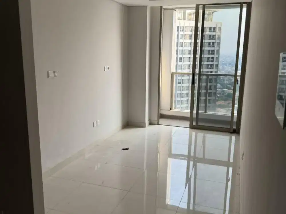 Dijual Apartemen Taman Anggrek Residence, Tower F, 2BR, 50 m², Semi Furnished, SHMSRS, Rp 1.75 M Nego