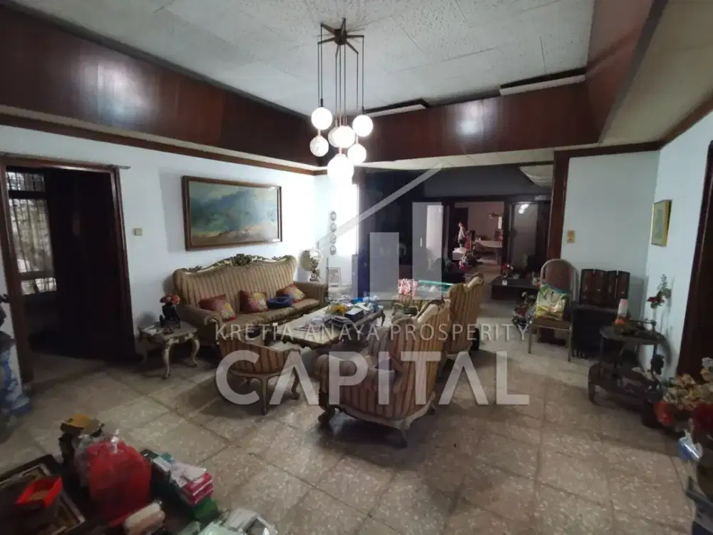 RUMAH STRATEGIS cOCOK UNTUK TEMPAT TINGGAL MAUPUN USAHA DI CIPAGANTI