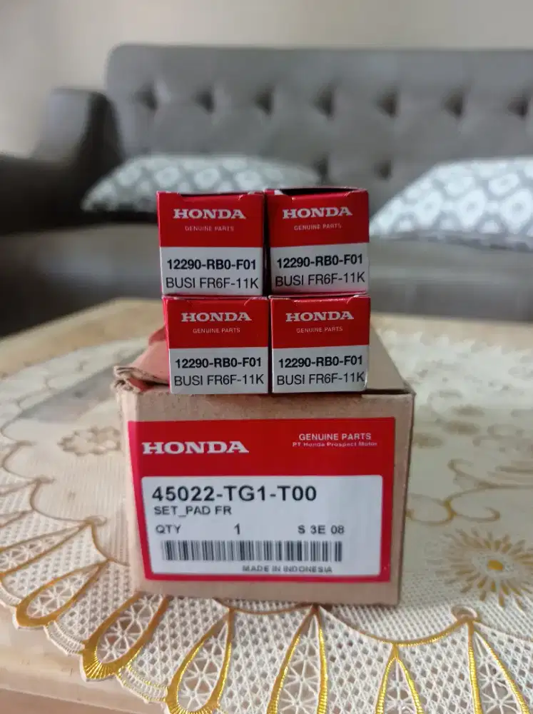 Kampas rem depan +busi honda brio