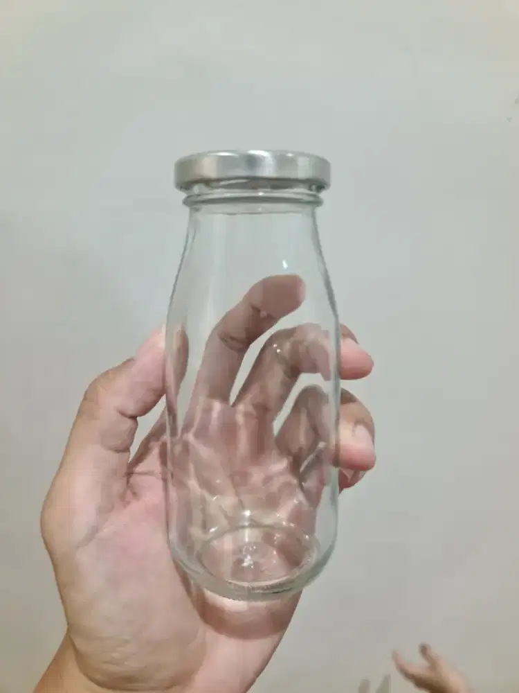 Botol jus 250ml, full kapasitas 280ml, kaca + tutup aluminium