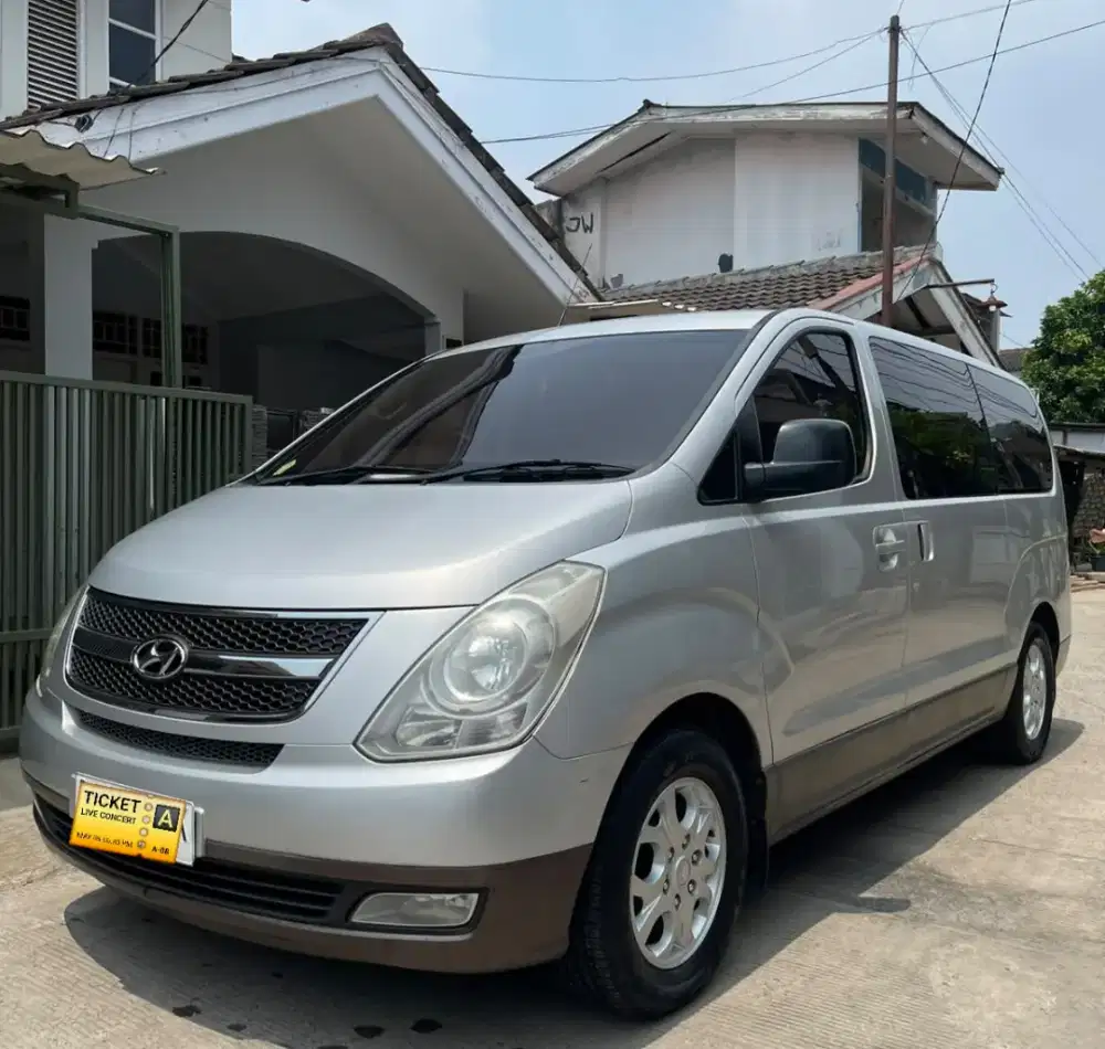 Hyundai H1 Elegance CBU 2008 a/t bensin
