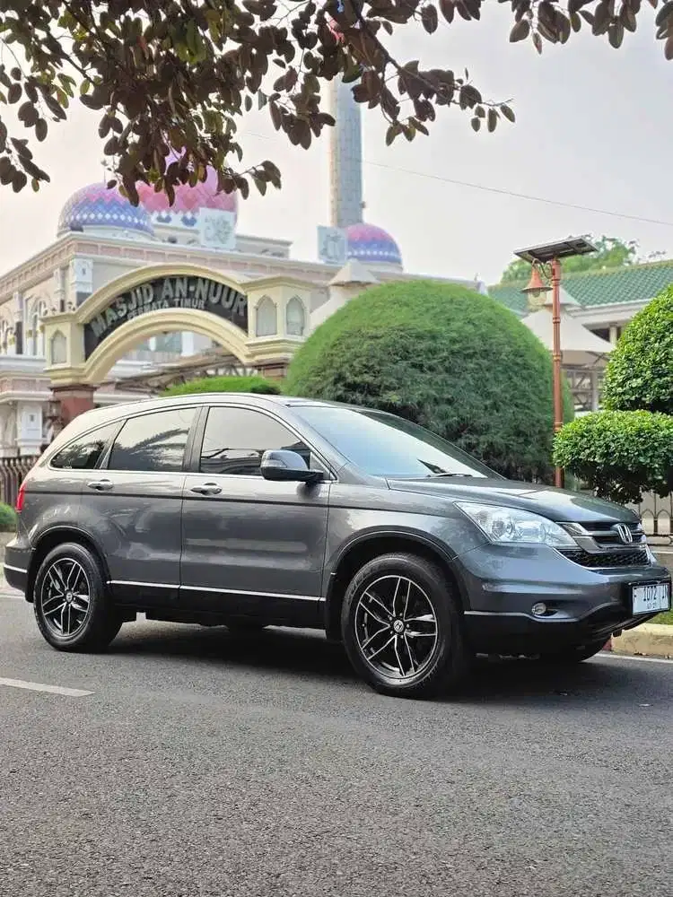 Jual Honda CR-V 2.4 Matic 2010 – SUV Keluarga