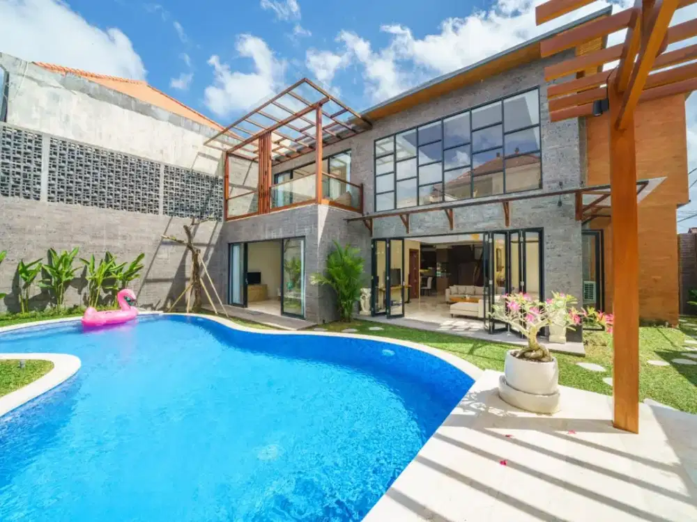 Dijual Vila Lokasi Di Semer Kerobokan Dekat dengan Canggu dan Seminyak