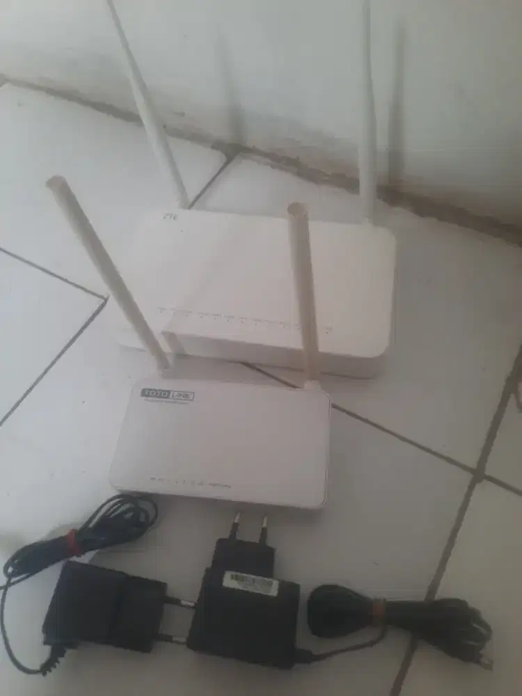 Router 2 unit + adaptor