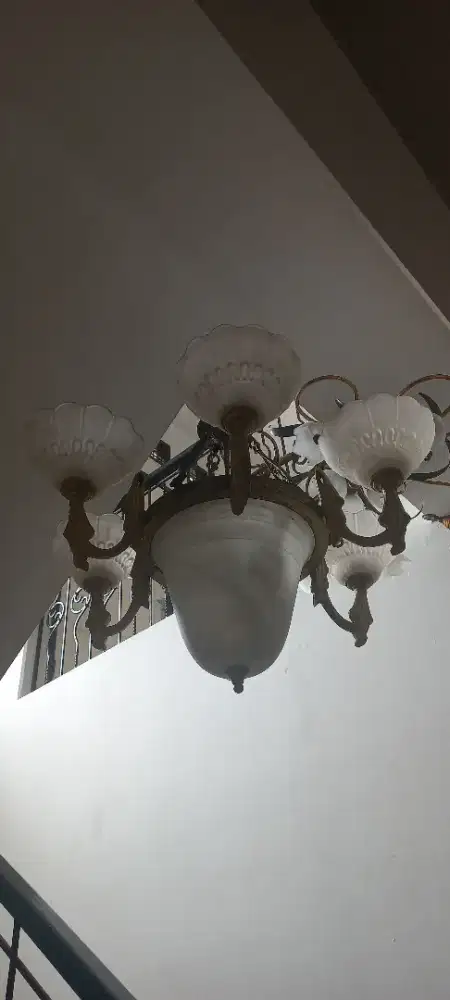 Lampu hias gantung