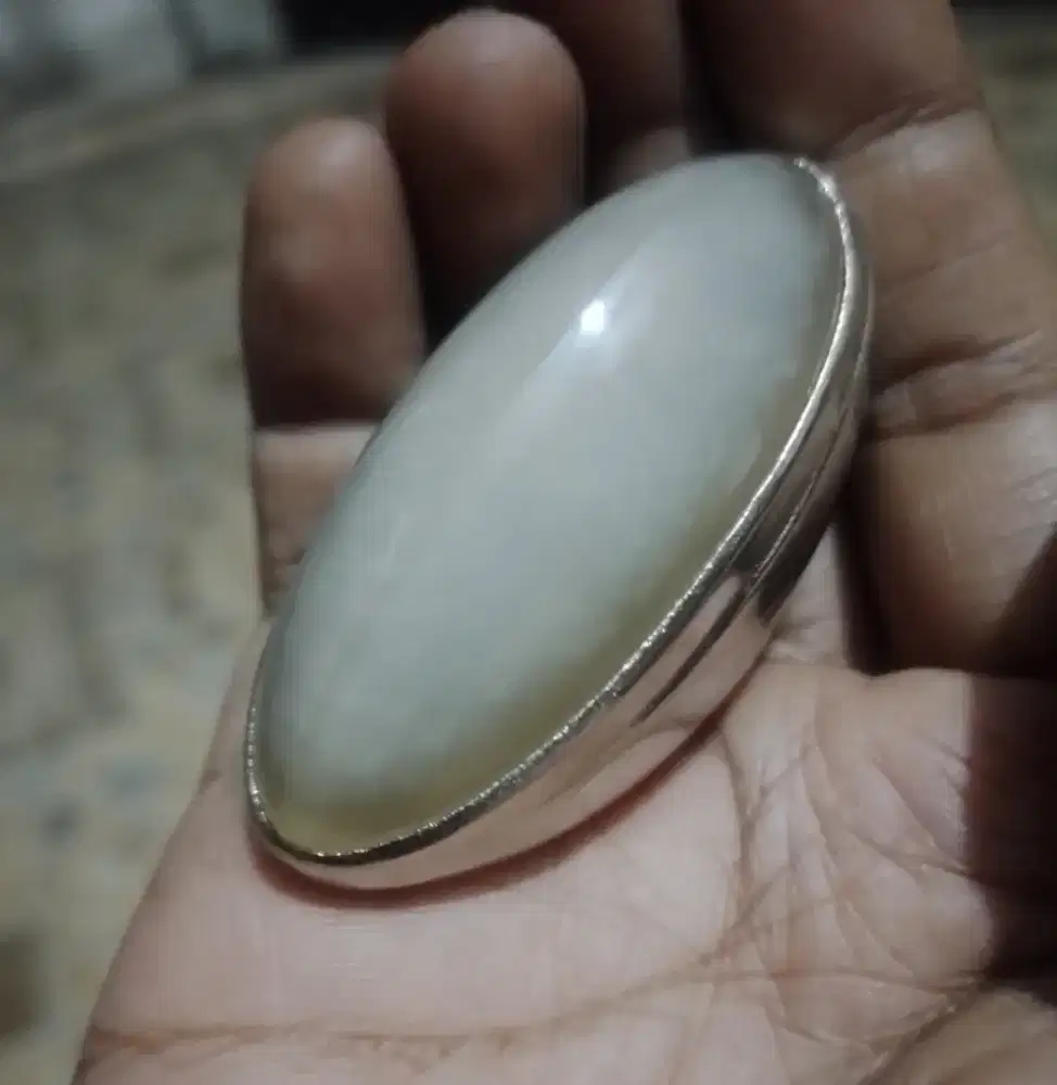 Batu pandan semu lumut