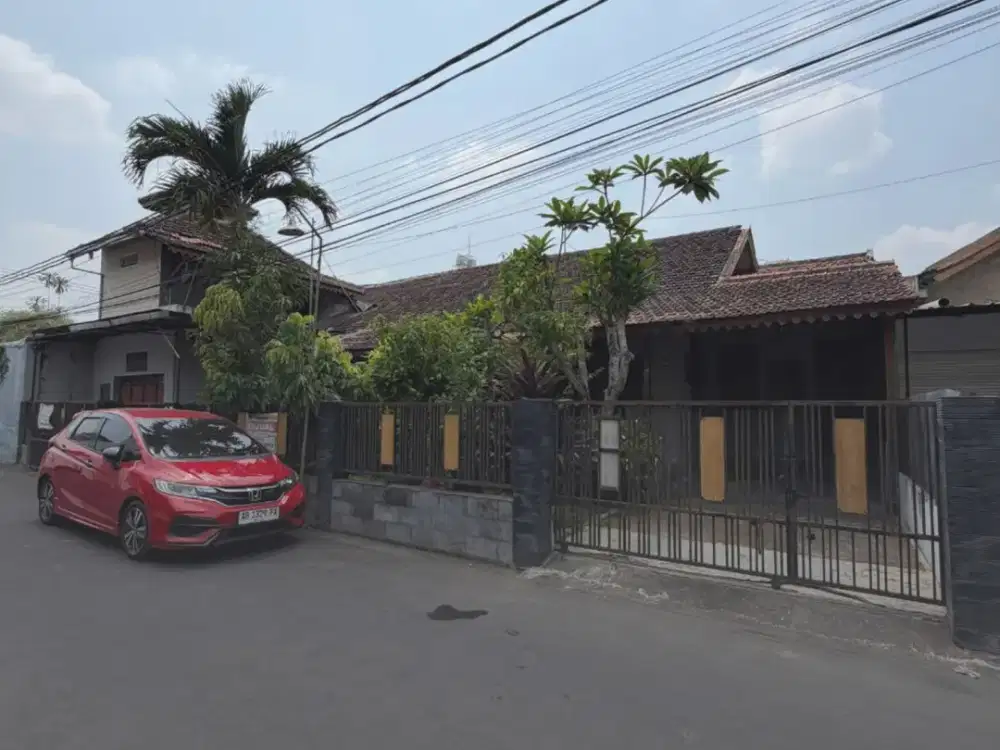 RUMAH STRATEGIS UTARA KAMPUS UGM LOKASI PREMIUM COCOK BUAT HUNIAN MAUPUN USAHA