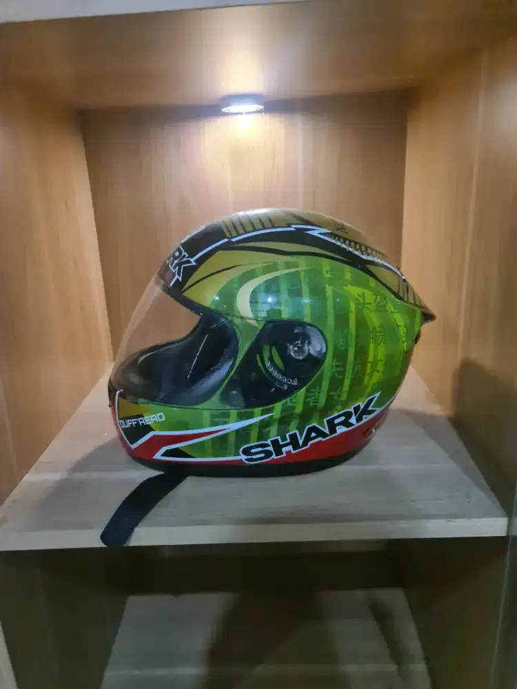 HELM BASIC KYT DAN SHOEI ,FULL REPAINT SHARK HJC