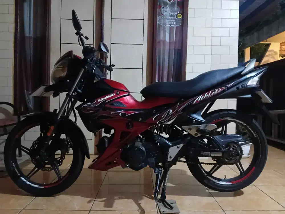 Kawasaki athlete 125