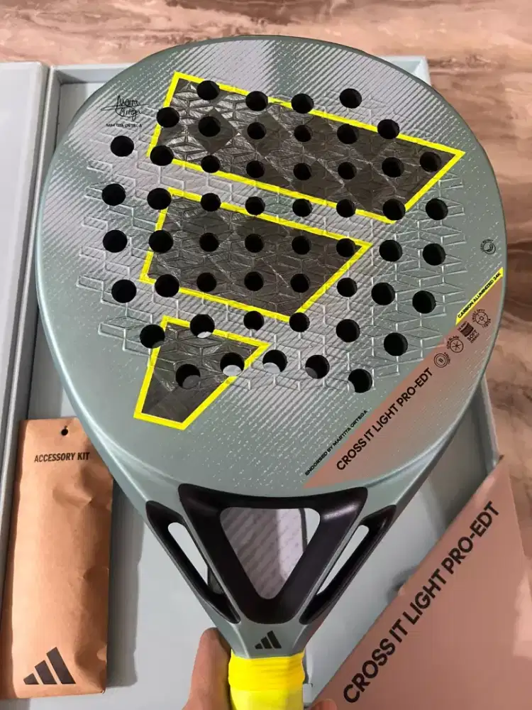Padel Adidas Cross it Light Pro EDT 2026