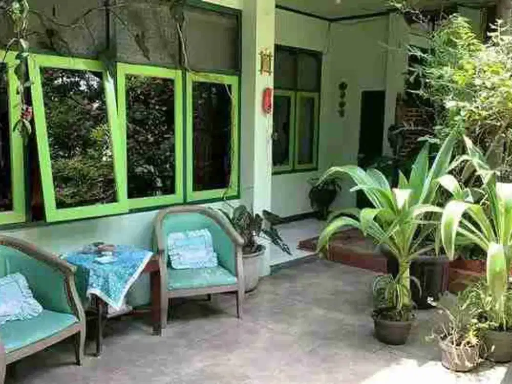 DIJUAL MURAH HITUNG TANAH SAJA, BANGUNAN KOMERSIAL PUSAT KOTA CIMAHI
