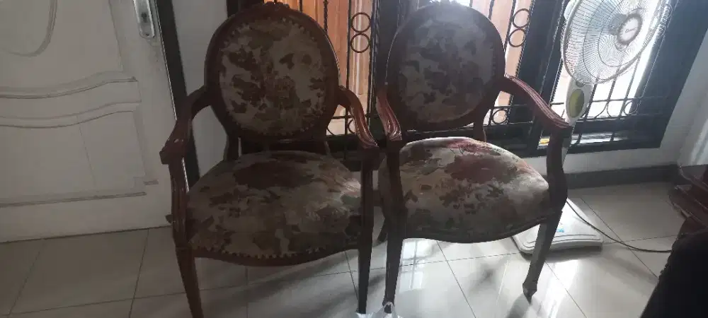 Kursi tamu jati