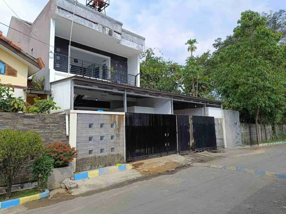 DIJUAL MURAH KOSAN AKTIF 16 PINTU HOLIS CIBOLERANG CARINGIN BANDUNG AKSES MASUK MOBIL