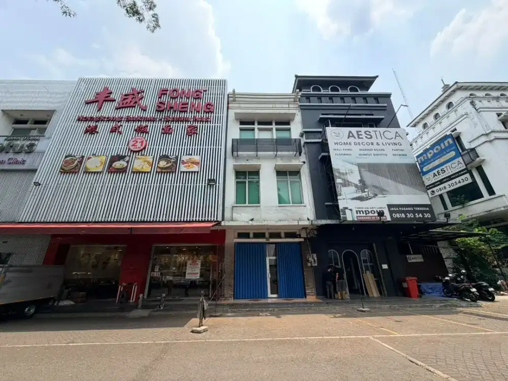 DISEWAKAN LOKASI STRATEGIS RUKO TOL BOULEVARD BSD CITY