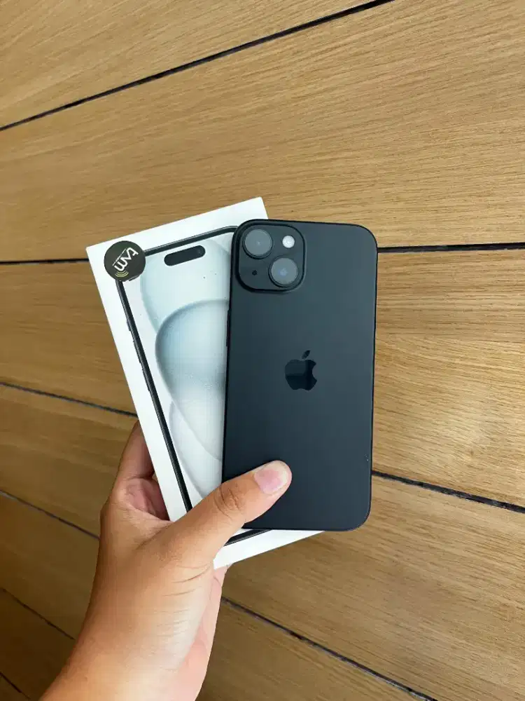 Iphone 15 basic 128gb IBOX fullset no adaptor