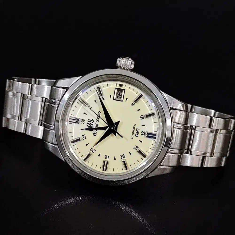 Grand Seiko Elegance Collection SBGM221 Automatic