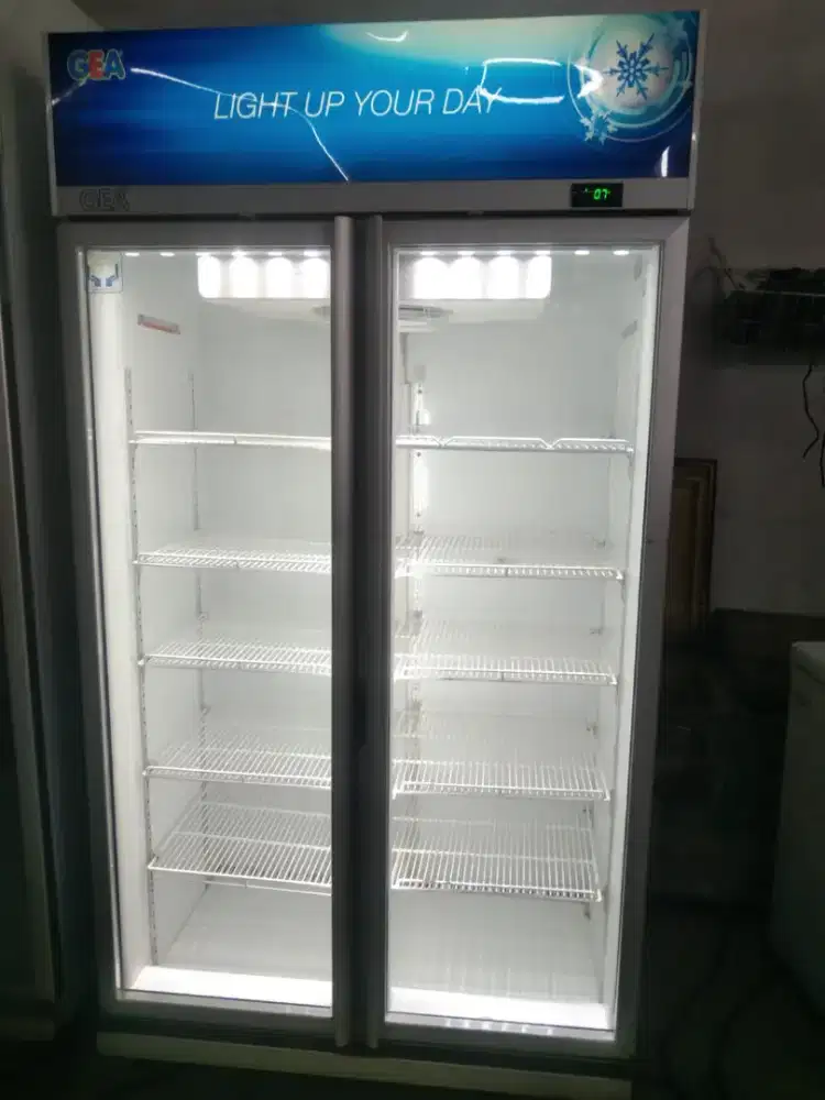 Ready stok showcase 3pintu dan 2 pintu ori